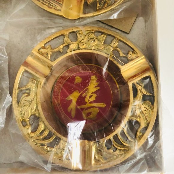 NEW - Set of 4 Brass Taiwanese Ashtrays with Chinese Characters - Picture 13 of 13